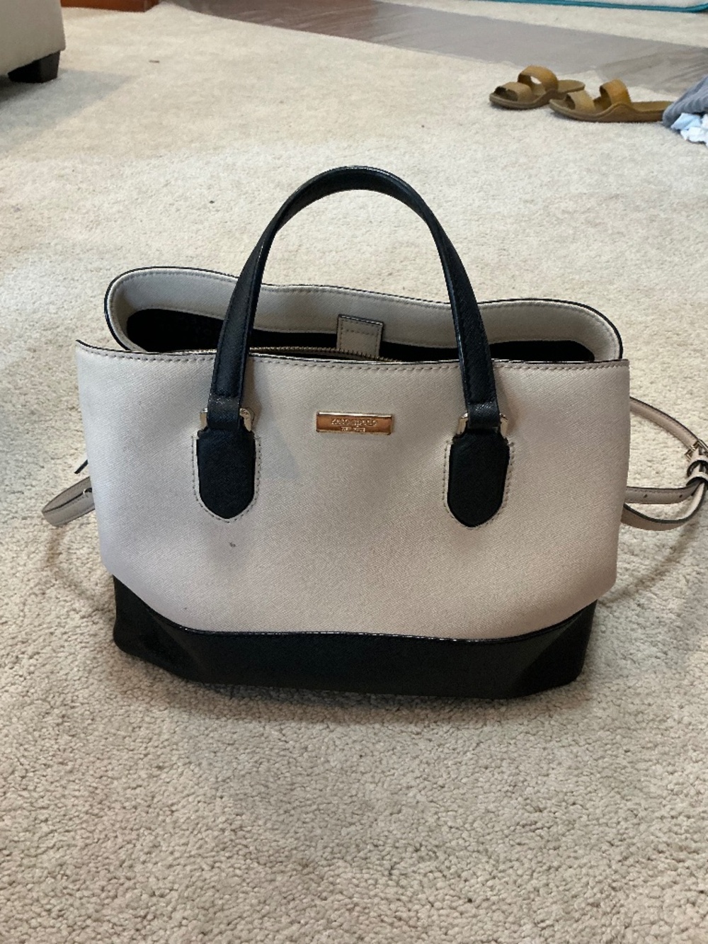 Kate spade purse